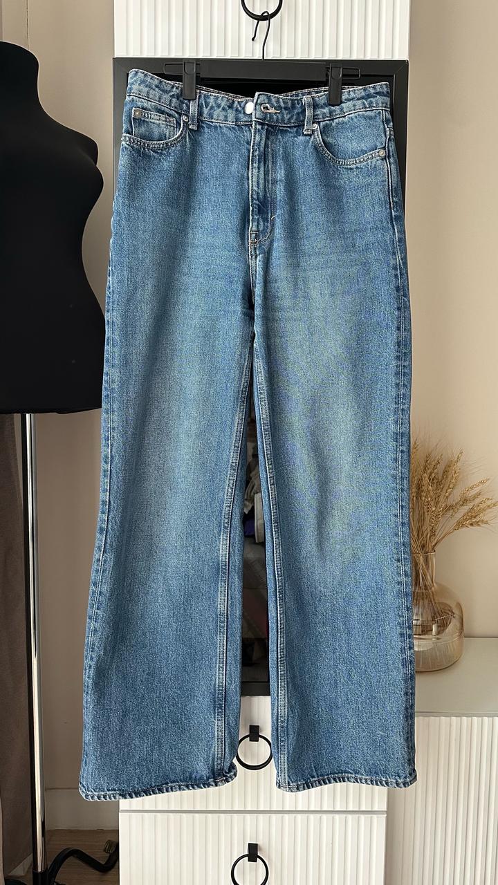 Джинсы прямые H&M