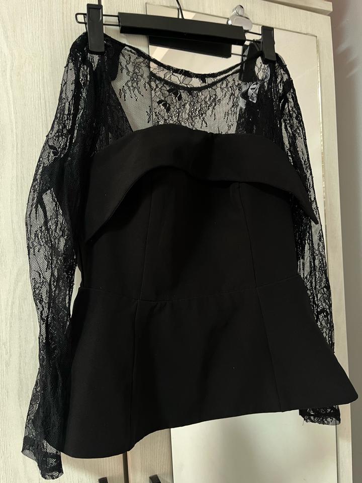 Черная блузка