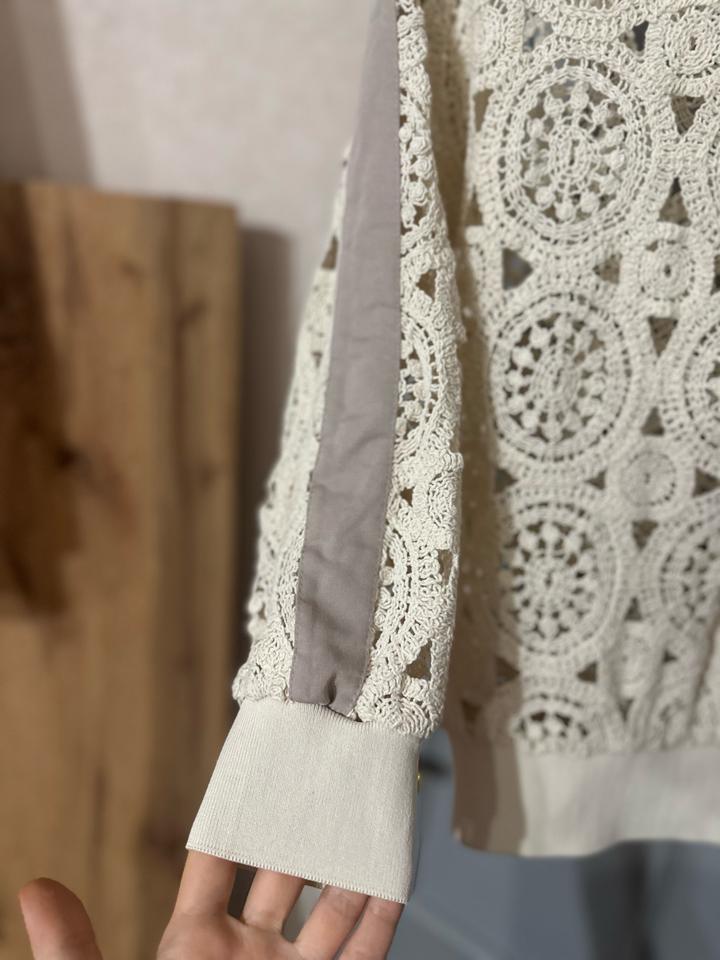 кружевной свитшот