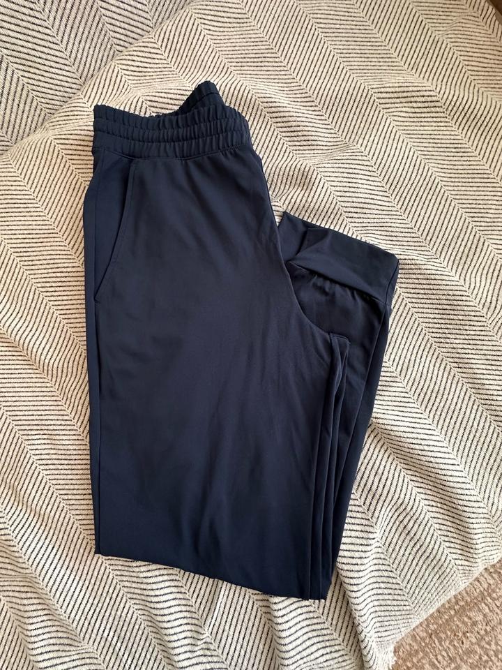 Uniqlo джоггеры унисекс