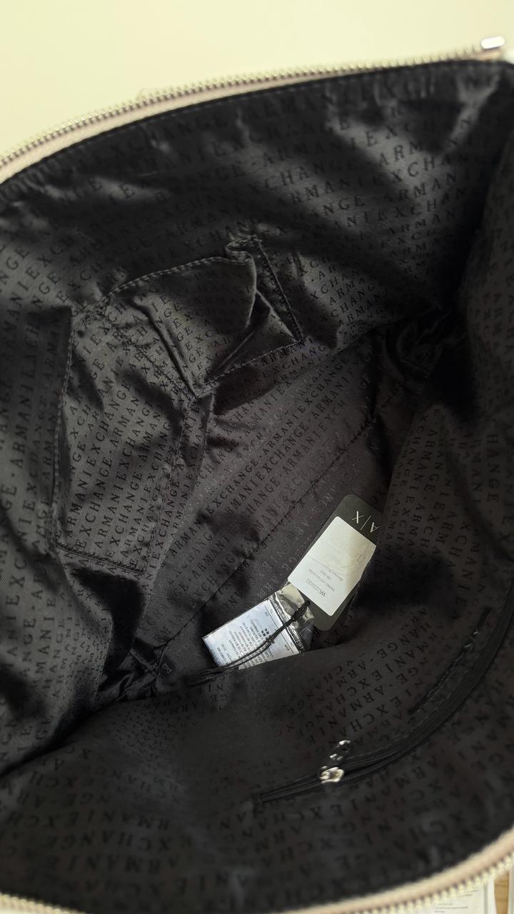 Розовая сумка Armani Exchange