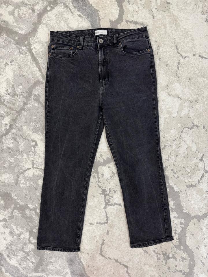 Джинсы черные Zara