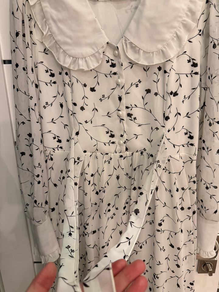 Белое платье