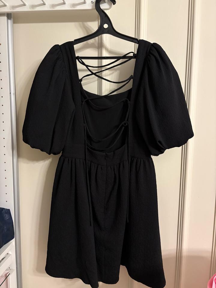 Чёрное платье Lichi