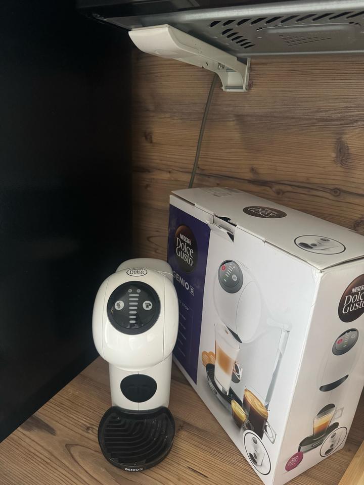 Продам капсульную кофемашину