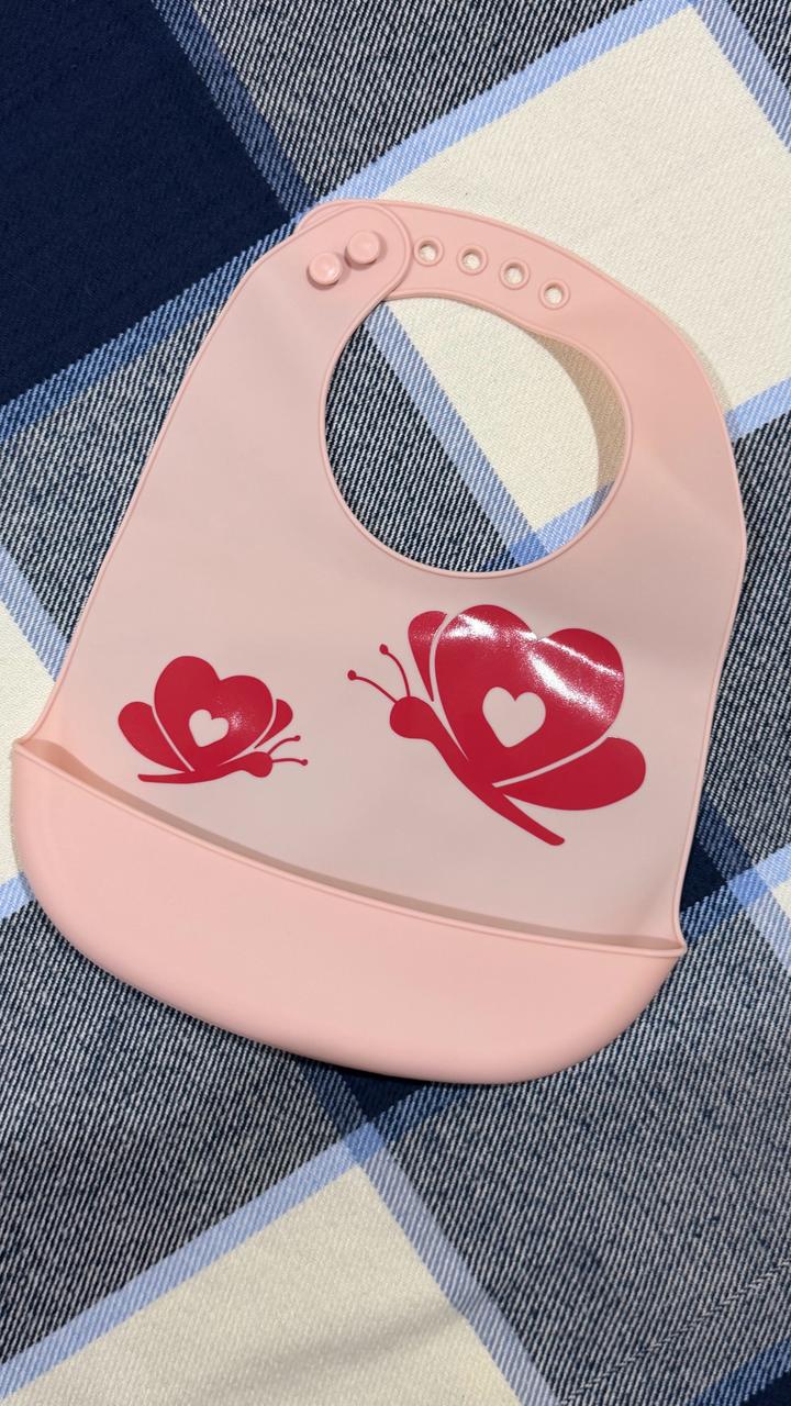 Нагрудник силиконовый новый