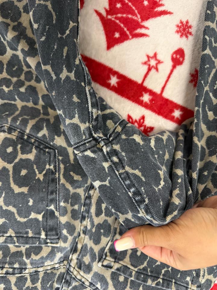 Джинсы женские