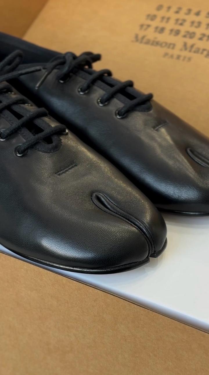 Черные туфли