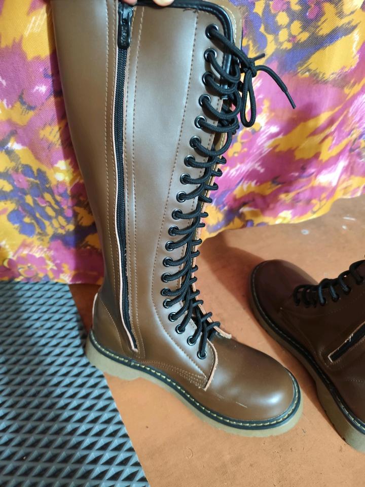 Женские сапоги из натуральной кожи 37