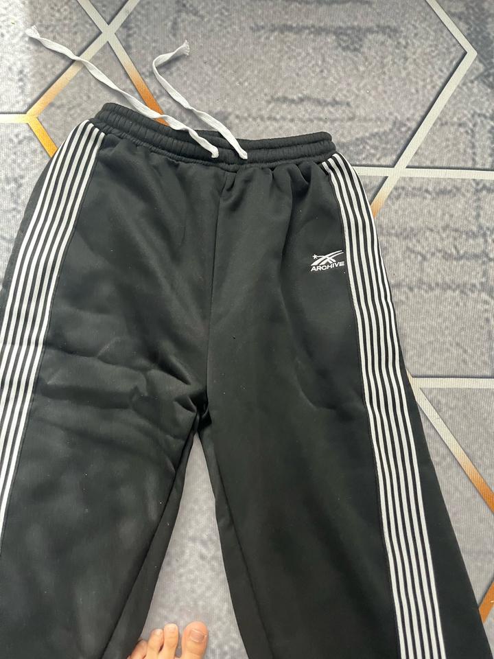 Черные штаны Ariyz