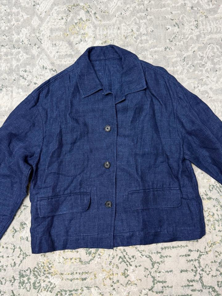 Продам легкий пиджачок