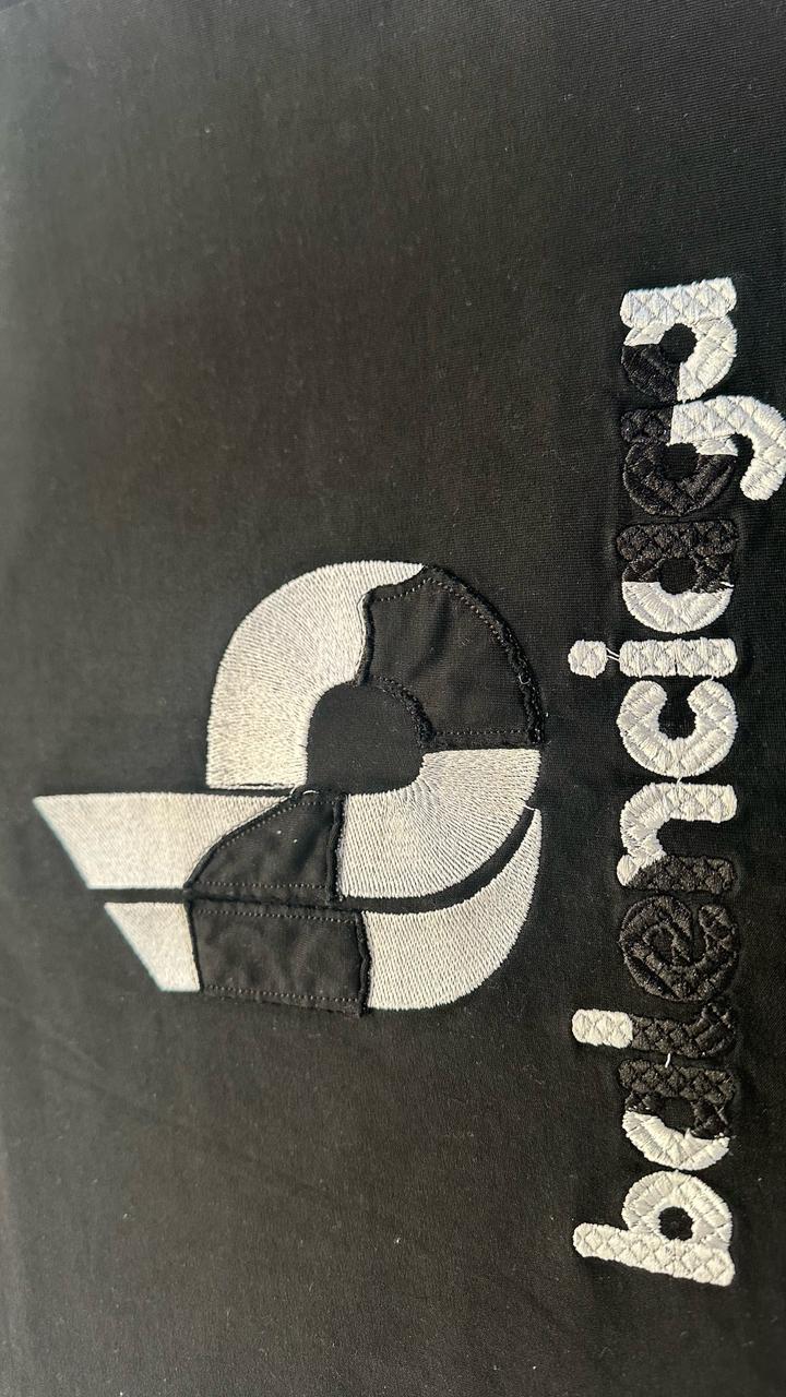 BALENCIAGA