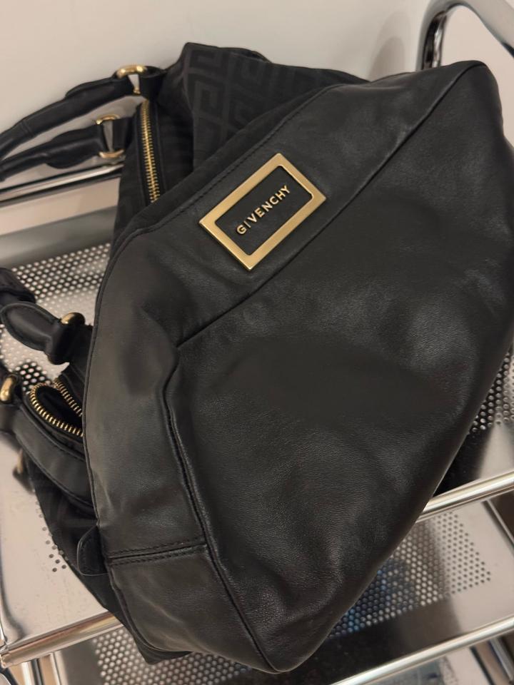 Сумка Givenchy