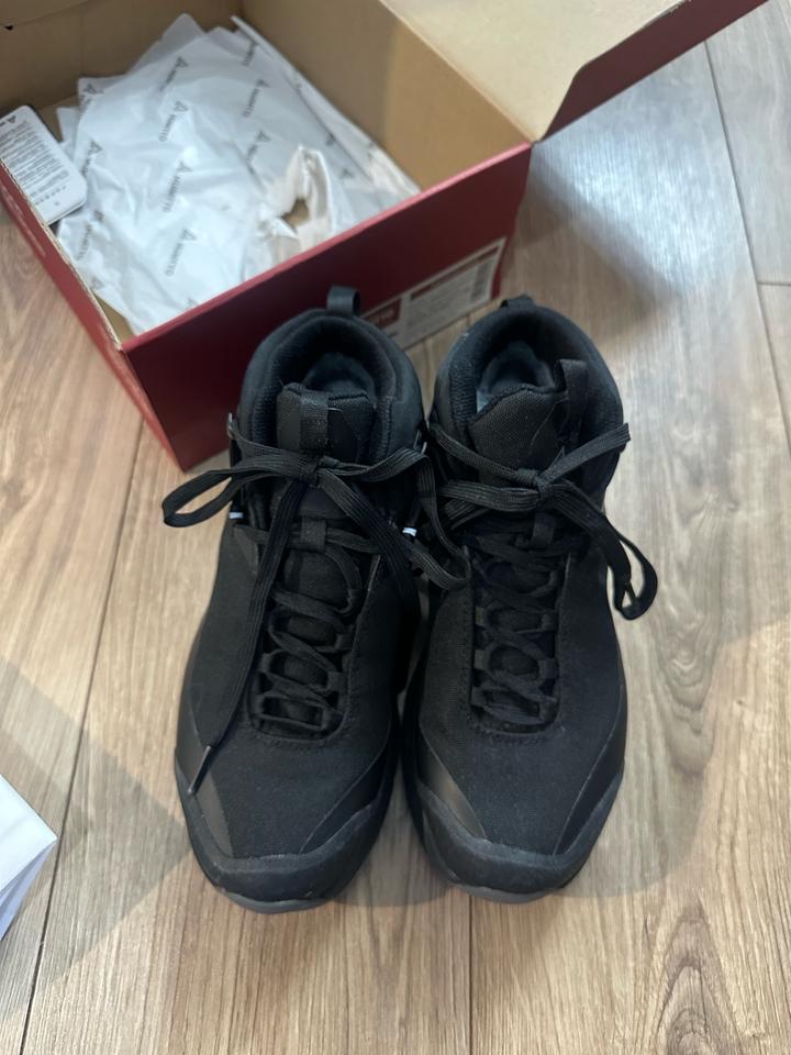 HUMPTTO ботинки унисекс зимние(подойдет для осени)