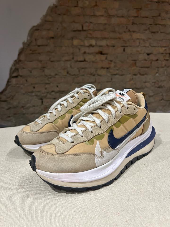 Nike x Sacai Vaporwaffle Sneakers