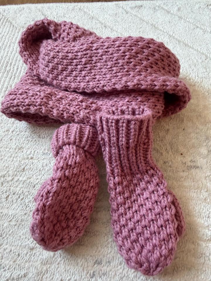 Продам снуд и варежки