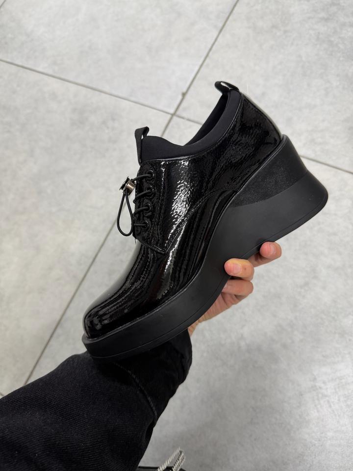 Новая обувь