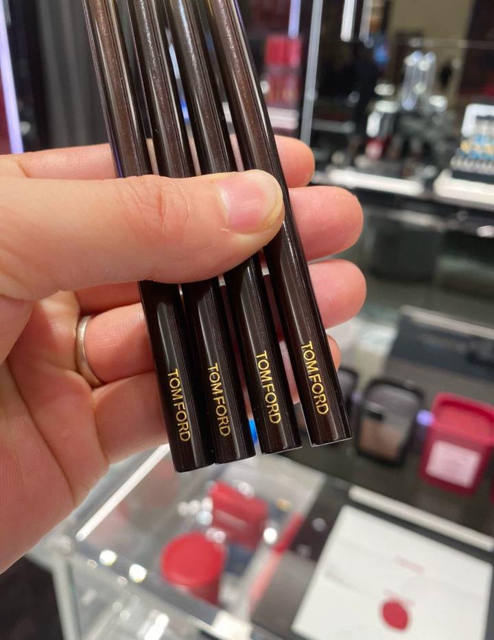 Косметичка и кисти Tom Ford