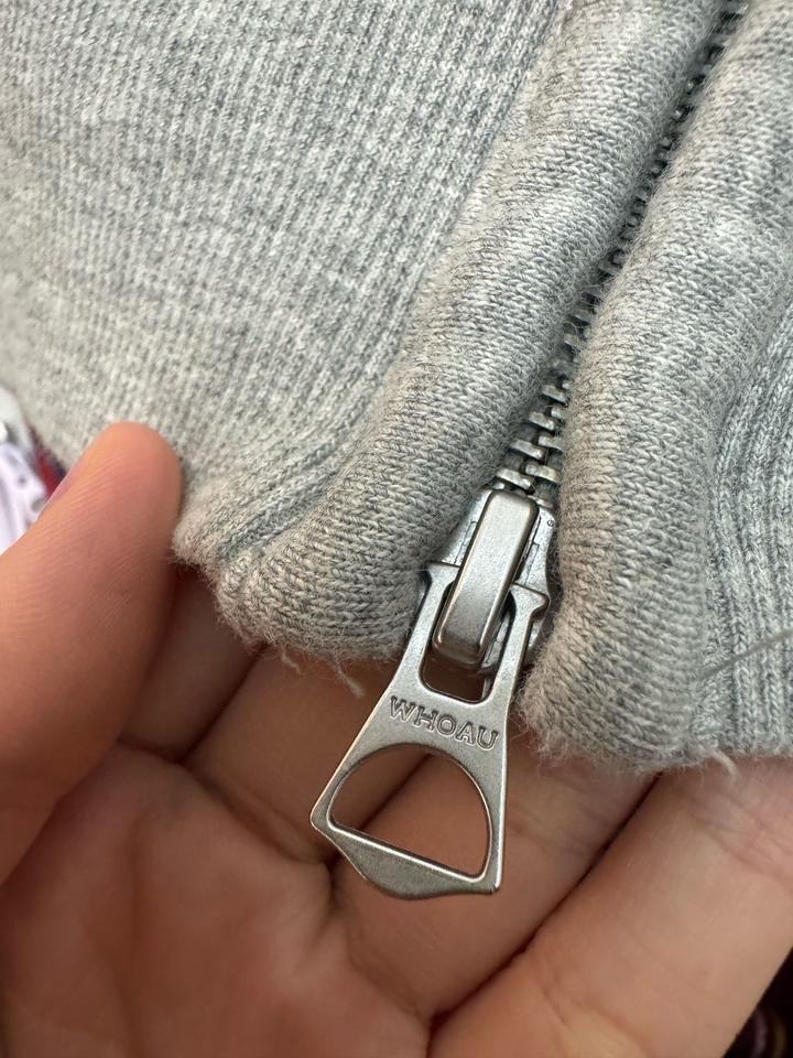 Двойка WHO.A.U