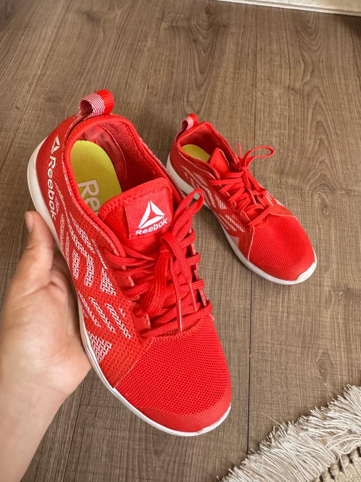 Reebok кроссовки