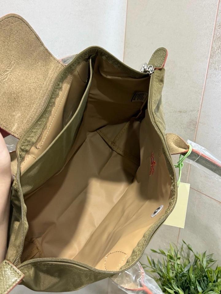 Longchamp