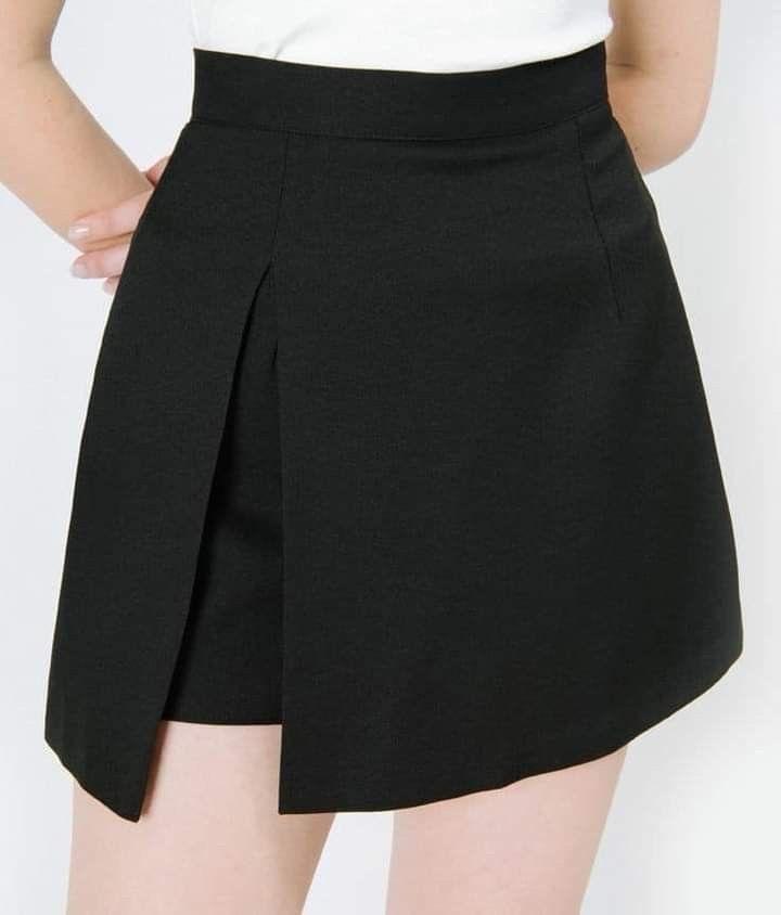 Черная мини юбка