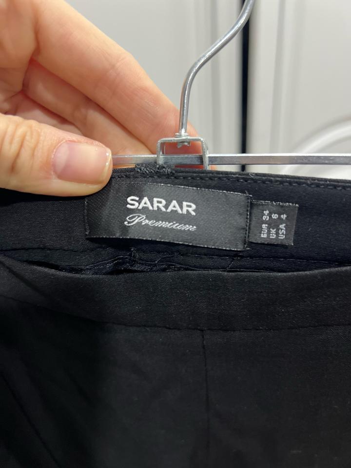 Брюки зауженные р-р 34