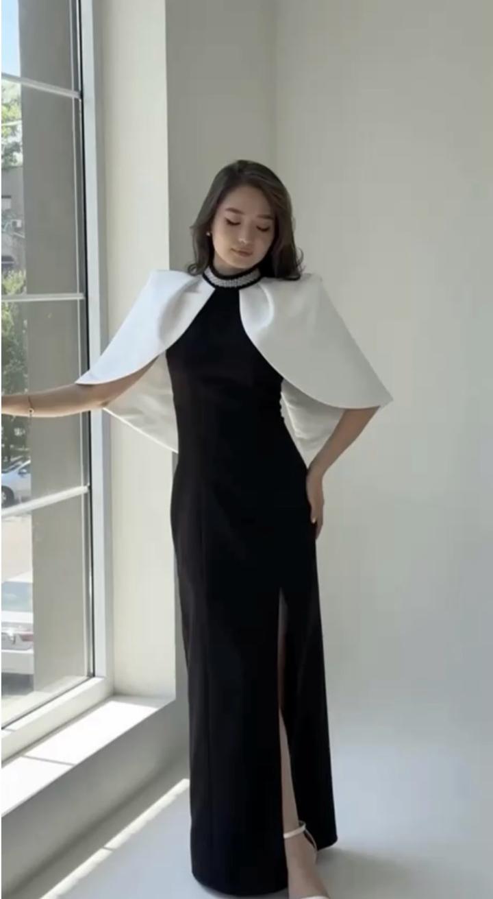 Элегантное чёрное платье с декором