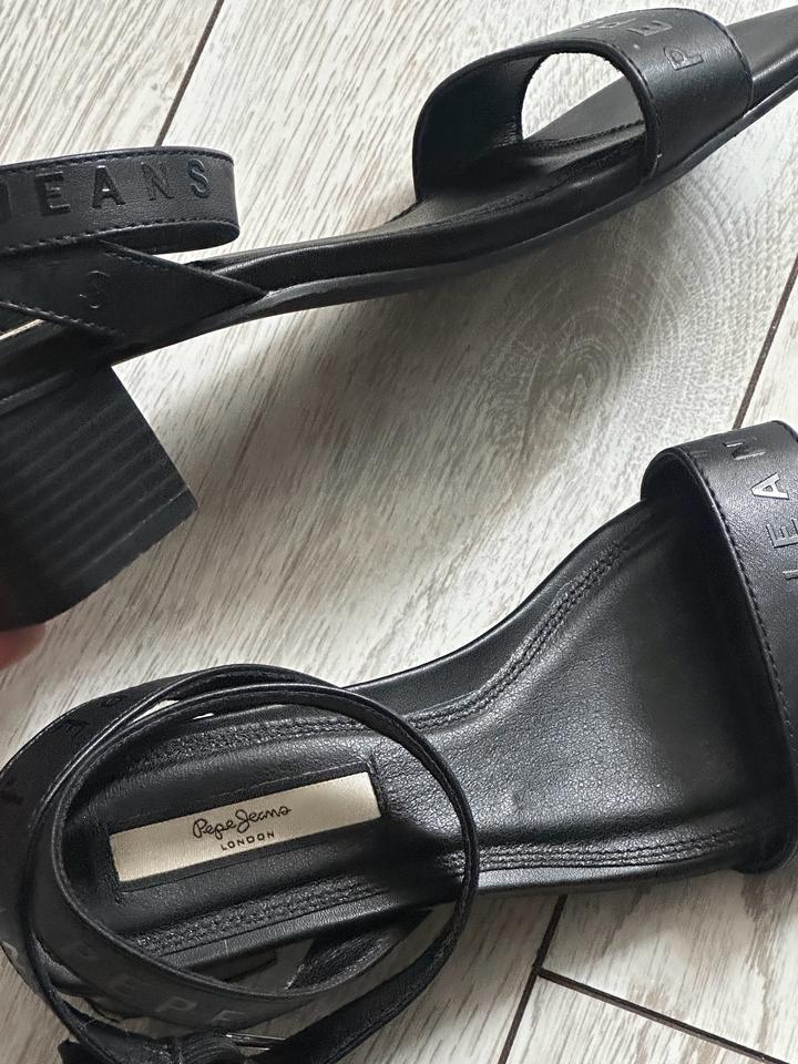 Босоножки Pepe Jeans