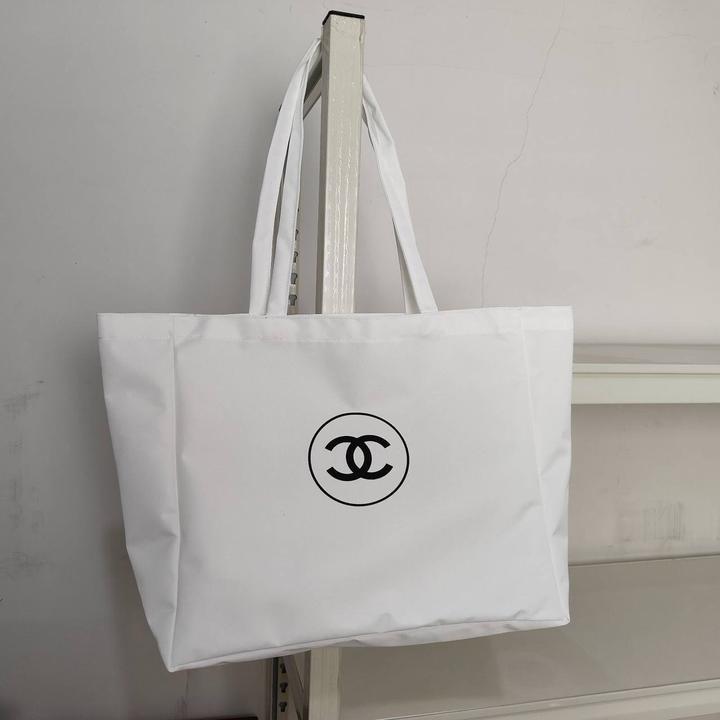 Тоут Chanel Beauty
