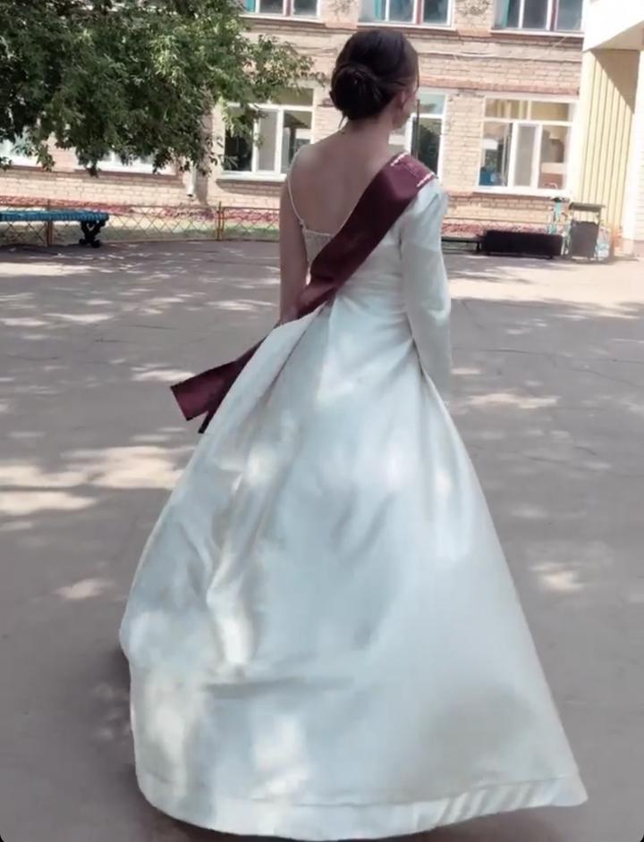 Вечернее платое