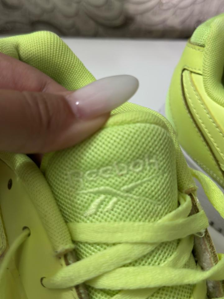 Reebok кроссовки