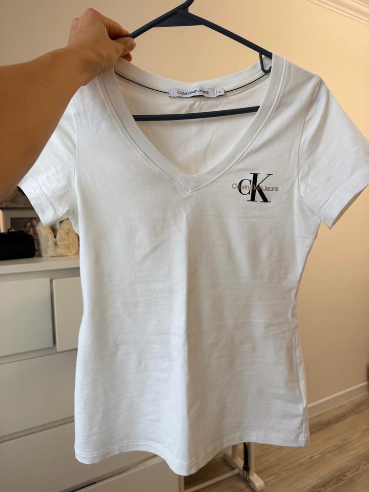 Футболка Calvin Klein