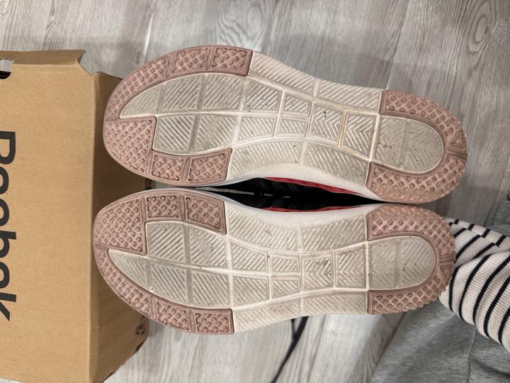 кроссовки Reebok