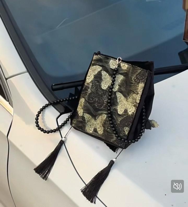 Безумно красивая сумочка