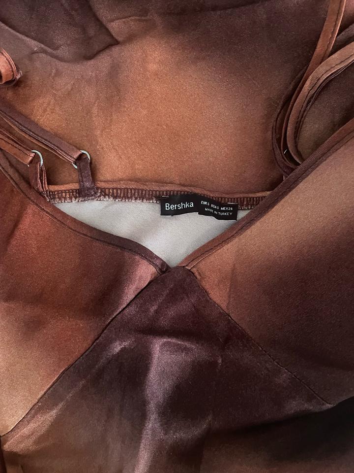 Бельевое платье bershka