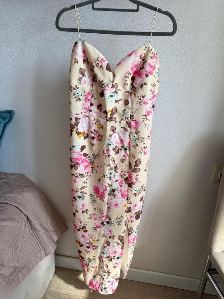 Цветочное платье