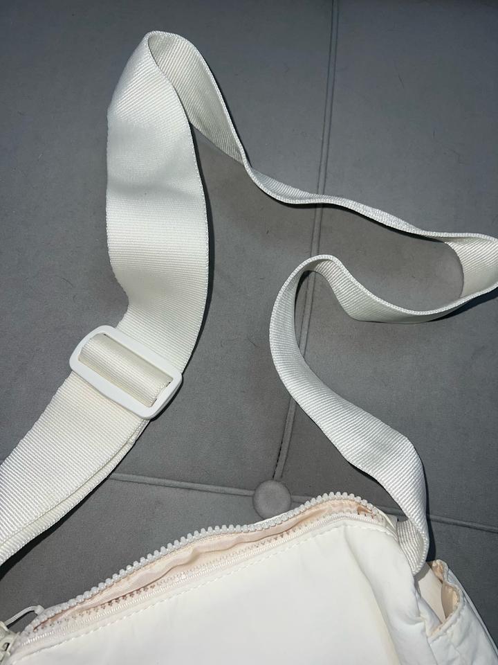 Adidas сумка crossbody новая