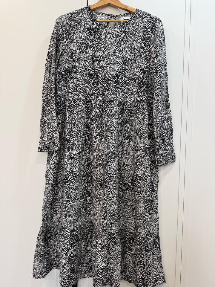 Платье Reserved