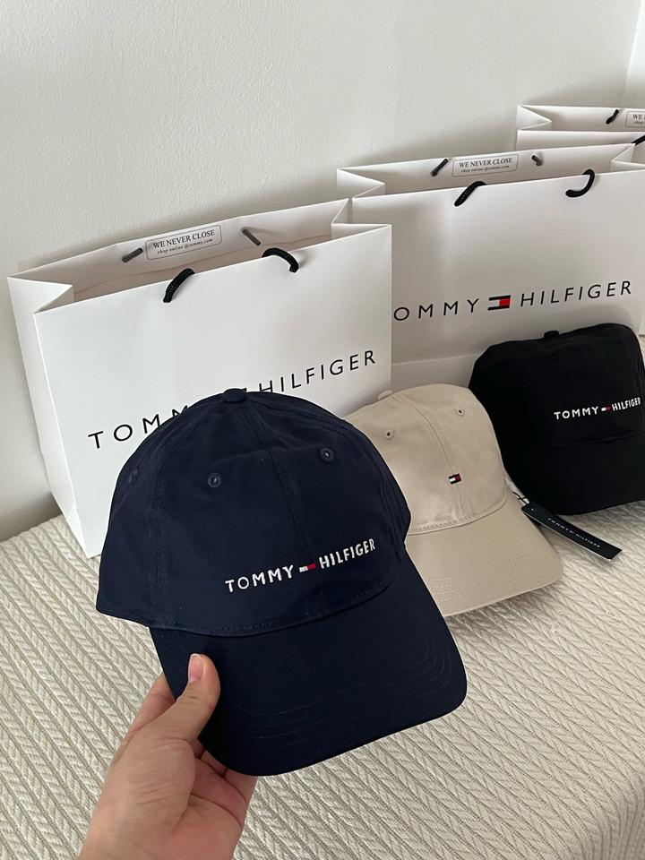 Кепки Tommy Hilfiger