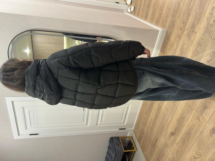 Черная куртка