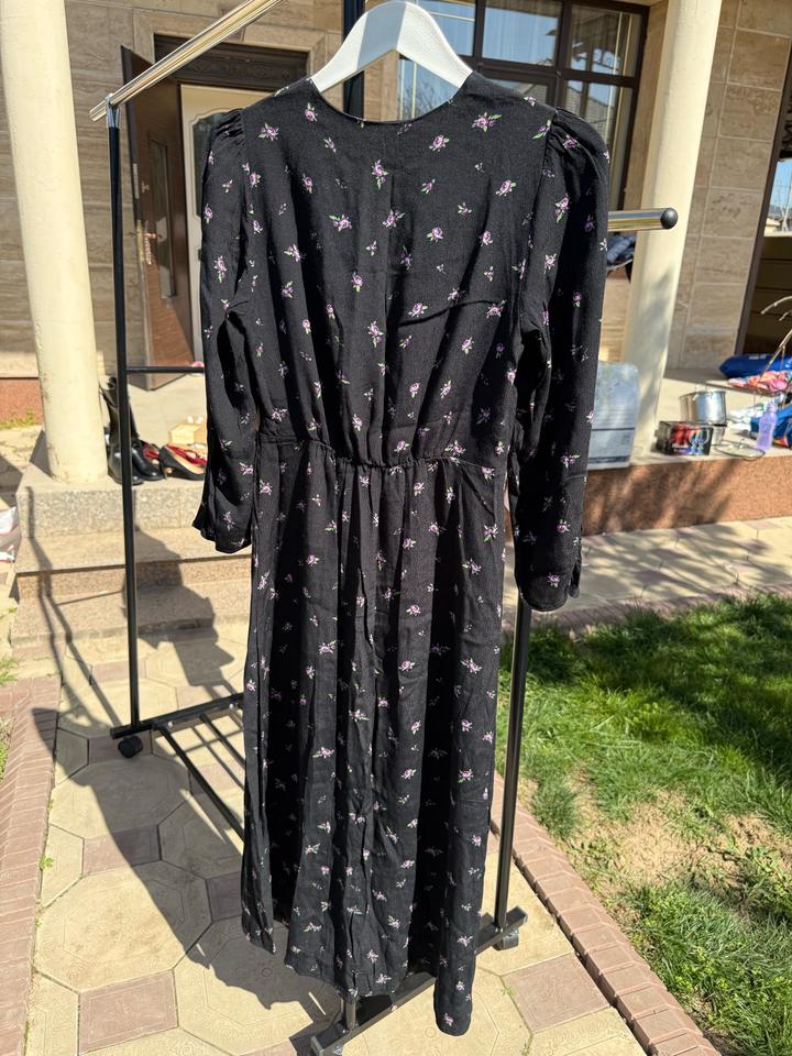 Платье Манго