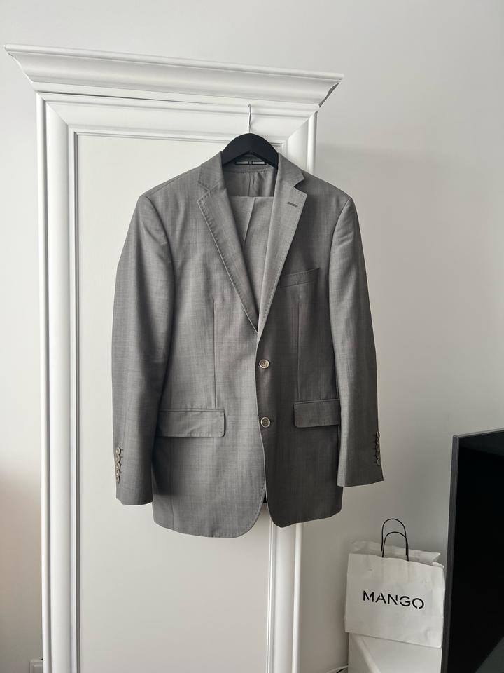 Мужской костюм