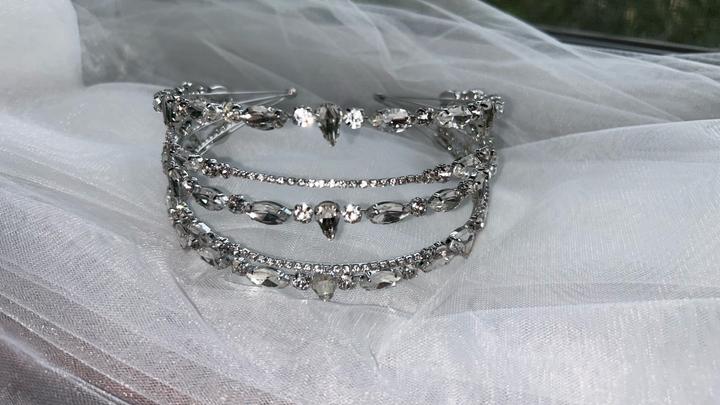 Свадебная диадема.