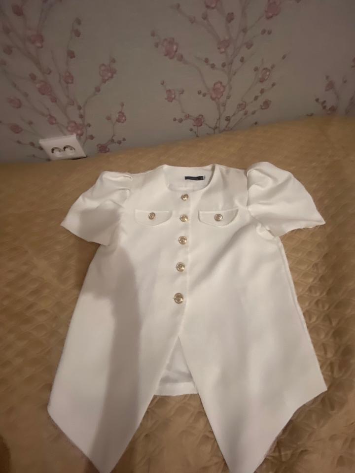 Костюм двойка. Жакет +юбка. Размер S