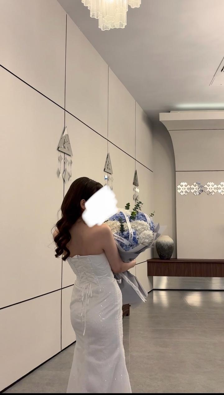 Белое платье на выпускной/свадьбу