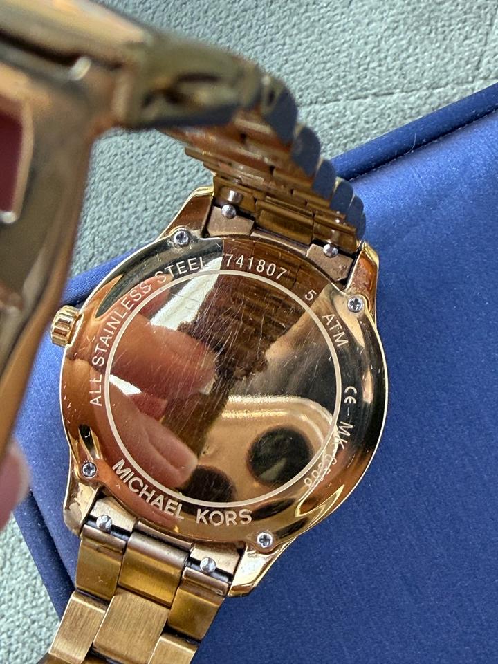 Часы Michael Kors