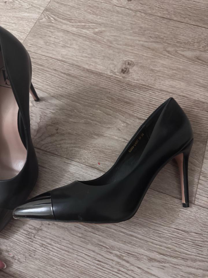 Туфли черные