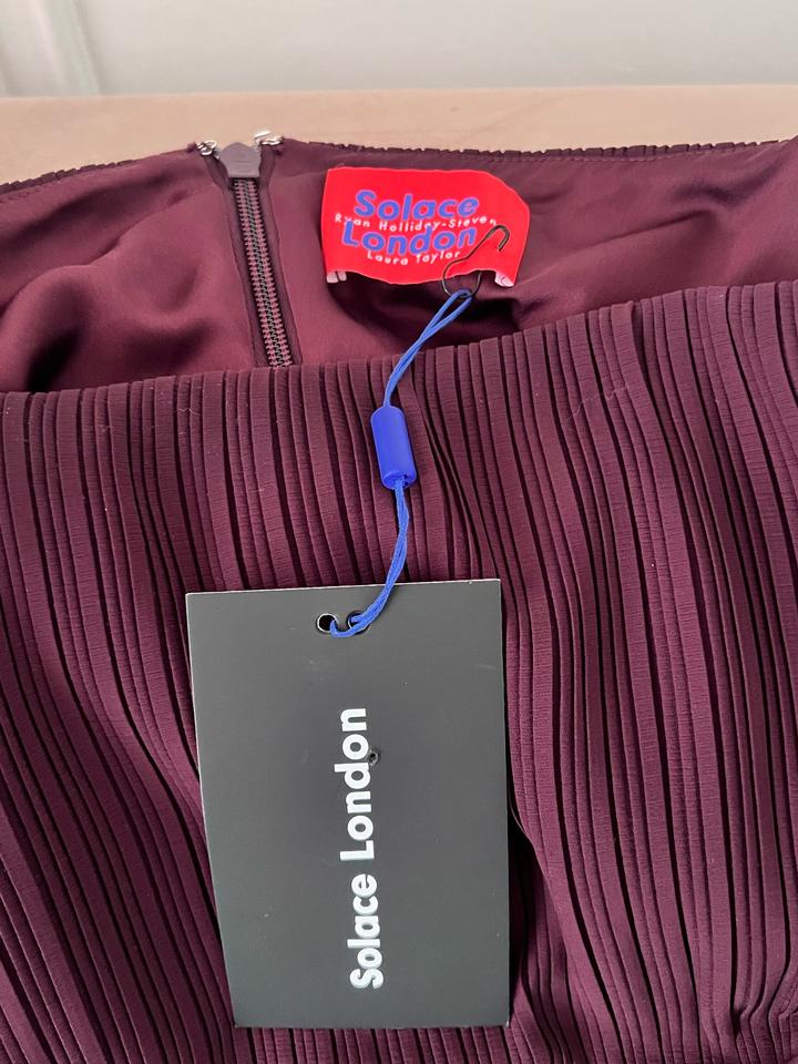 Платье solace London