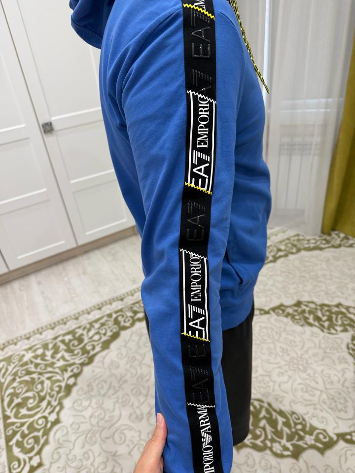 Emporio Armani кофта